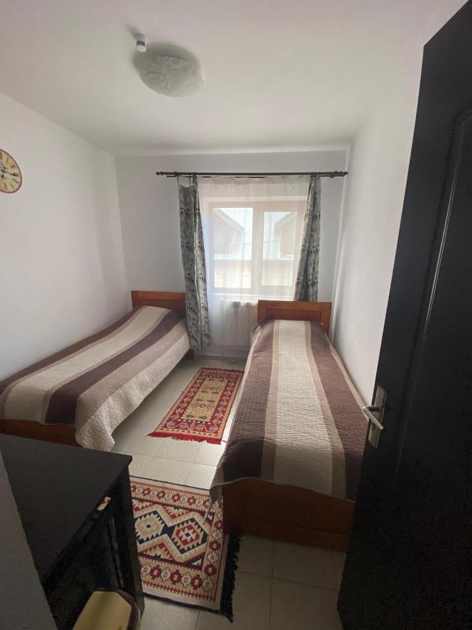 Casa Marguta Hotel Iasi Bagian luar foto