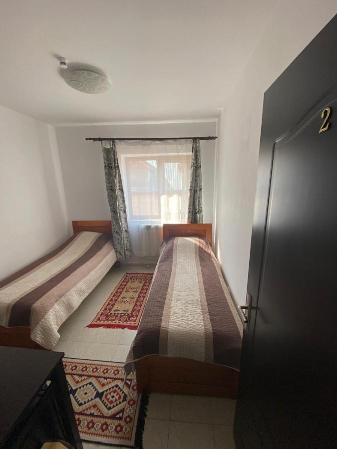 Casa Marguta Hotel Iasi Bagian luar foto