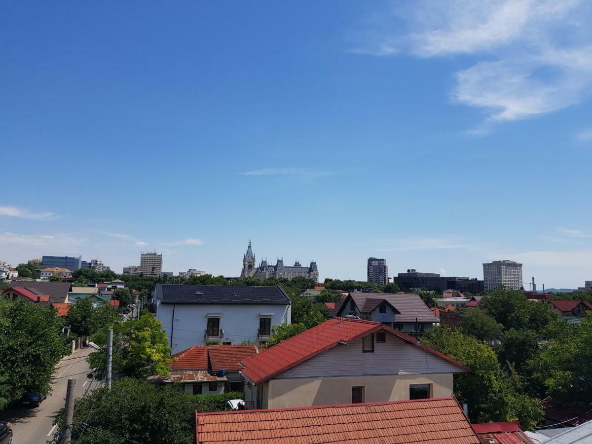 Casa Marguta Hotel Iasi Bagian luar foto